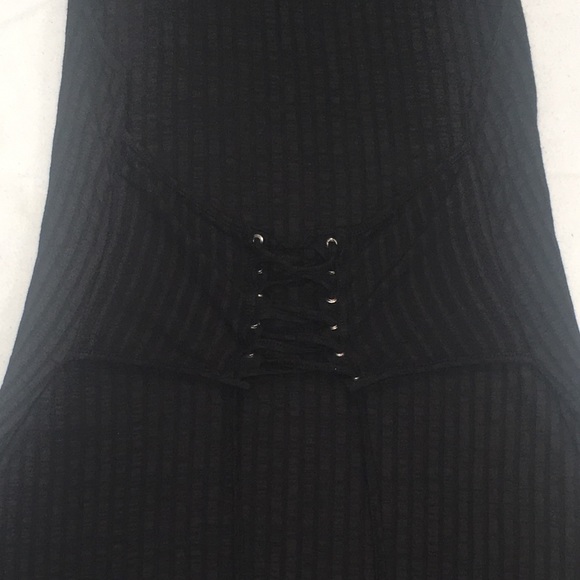 Black sheath dress with corset detail - Picture 2 of 8